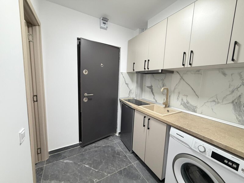 Titan, garsoniera, posibilitate rate,