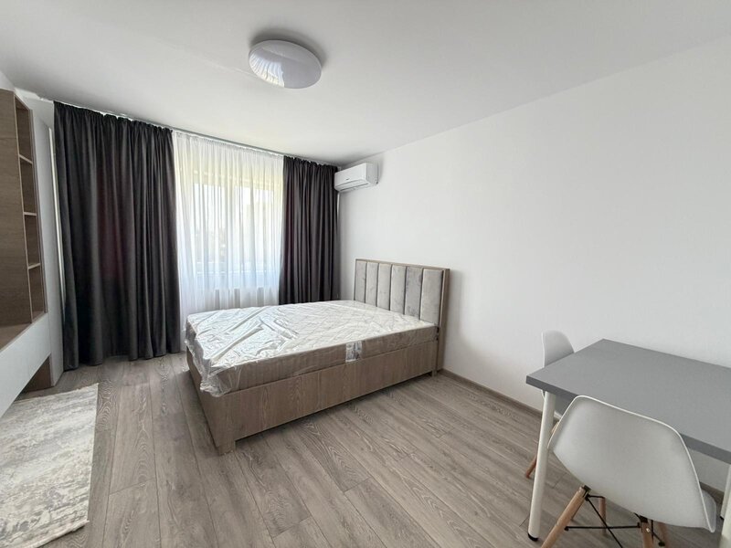 Titan, garsoniera, posibilitate rate,