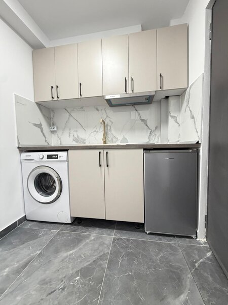 Titan, garsoniera, posibilitate rate,