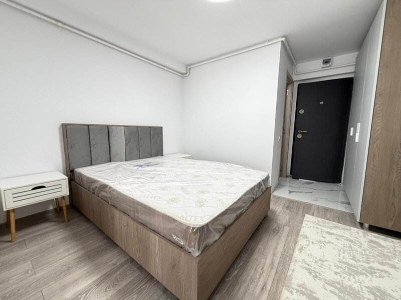 Titan, garsoniera, posibilitate rate,